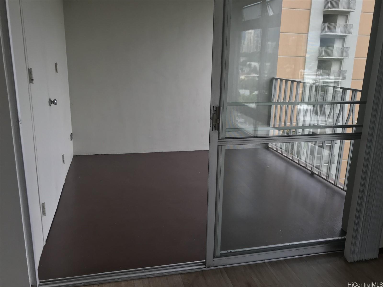 1519 Nuuanu Ave Honolulu - Rental - photo 12 of 14