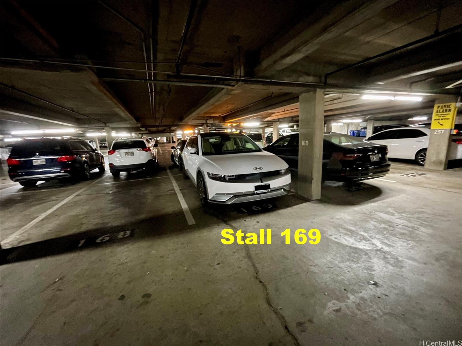 Queen Emma Gardens condo # 1040, Honolulu, Hawaii - photo 16 of 24