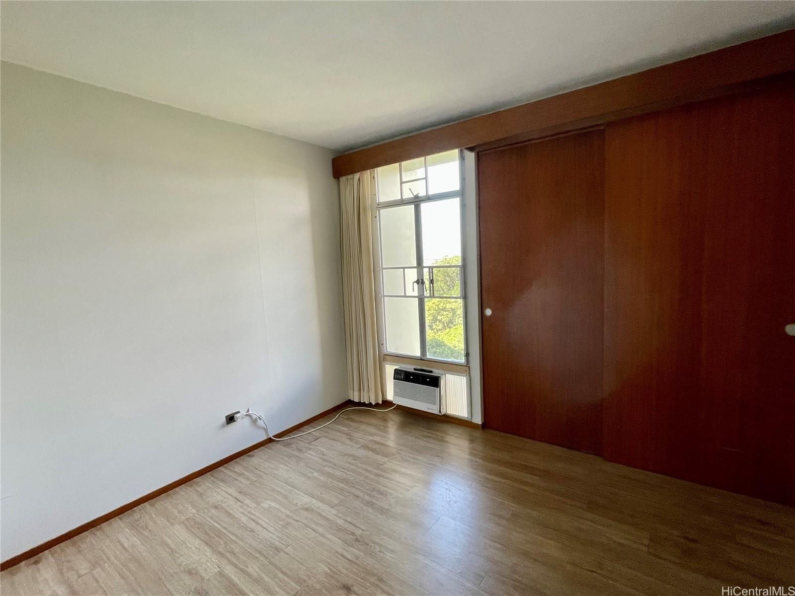 Queen Emma Gardens condo # 1040, Honolulu, Hawaii - photo 7 of 24