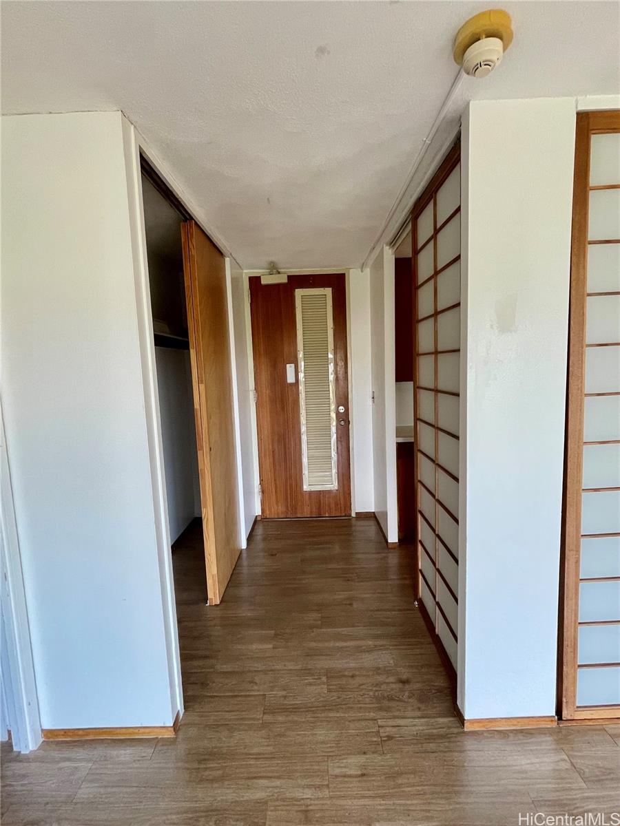 Queen Emma Gardens condo # 1040, Honolulu, Hawaii - photo 9 of 24