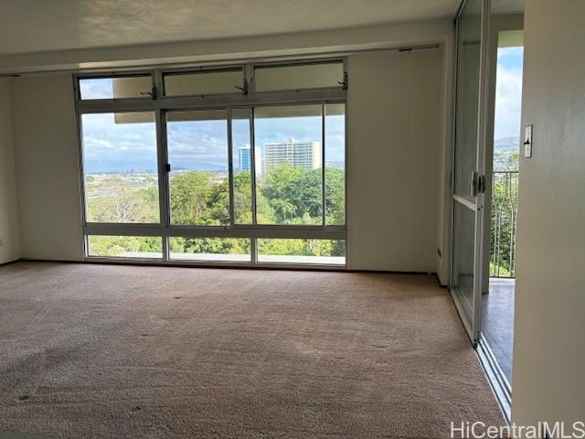 Queen Emma Gardens condo # 1042, Honolulu, Hawaii - photo 8 of 16