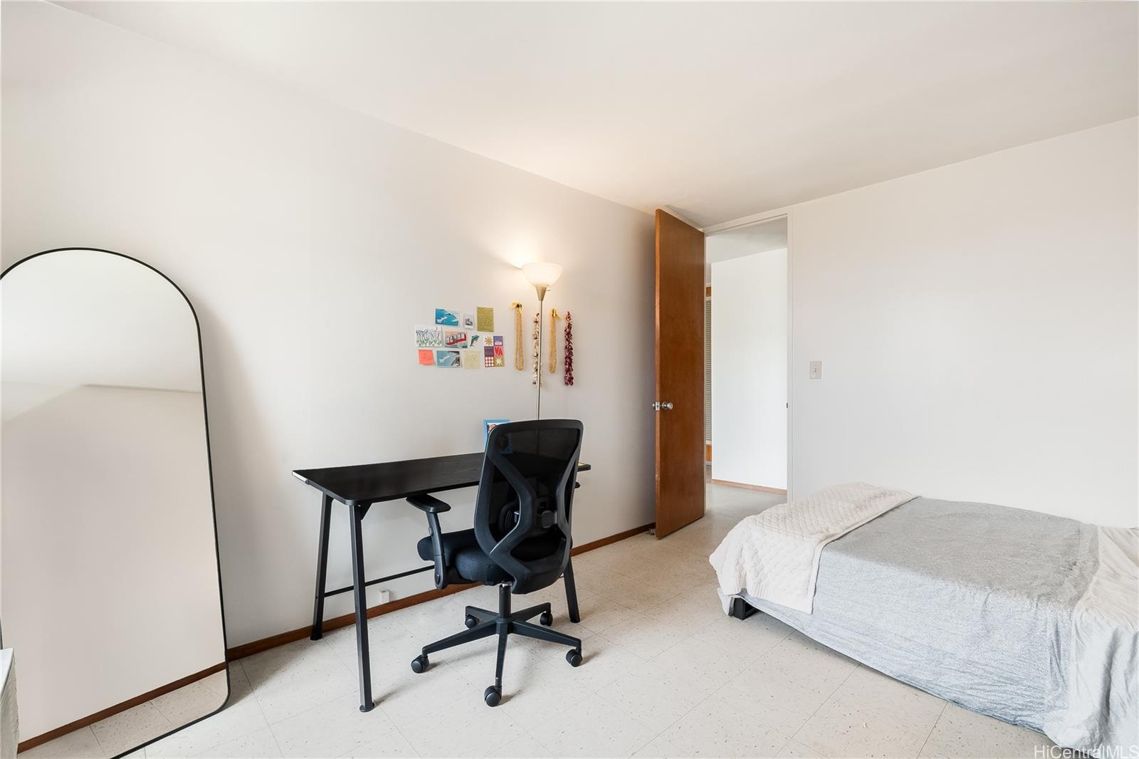 Queen Emma Gardens condo # 1045, Honolulu, Hawaii - photo 9 of 15