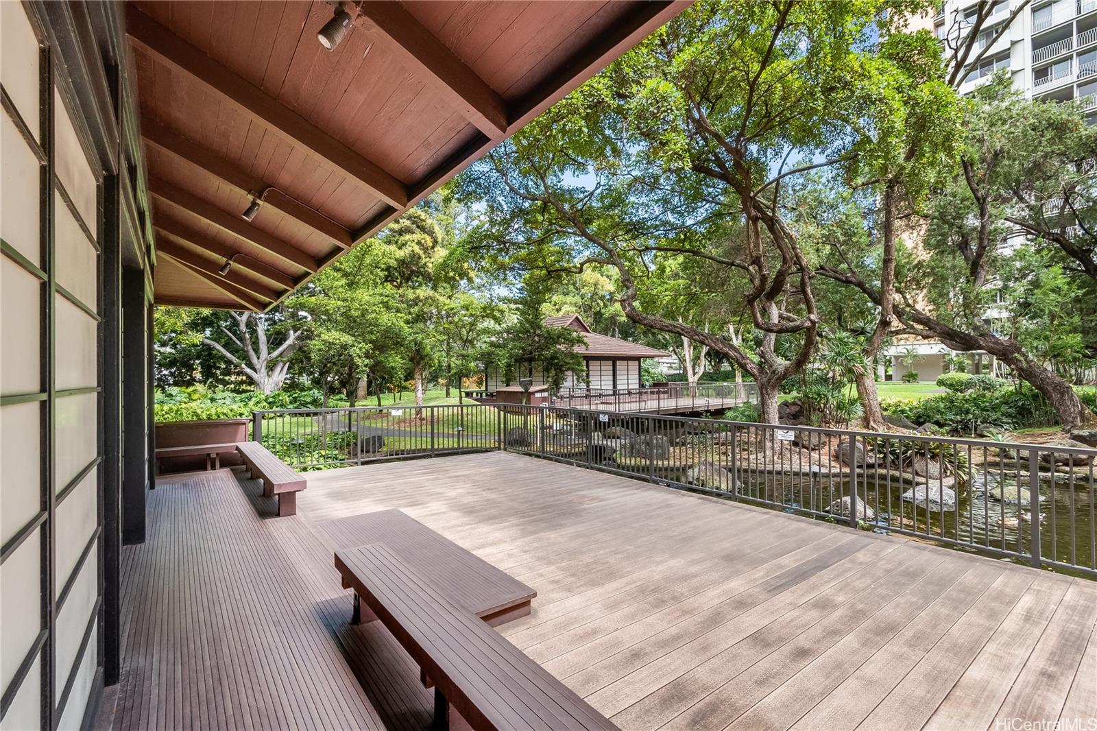 Queen Emma Gardens condo # 1045, Honolulu, Hawaii - photo 11 of 15