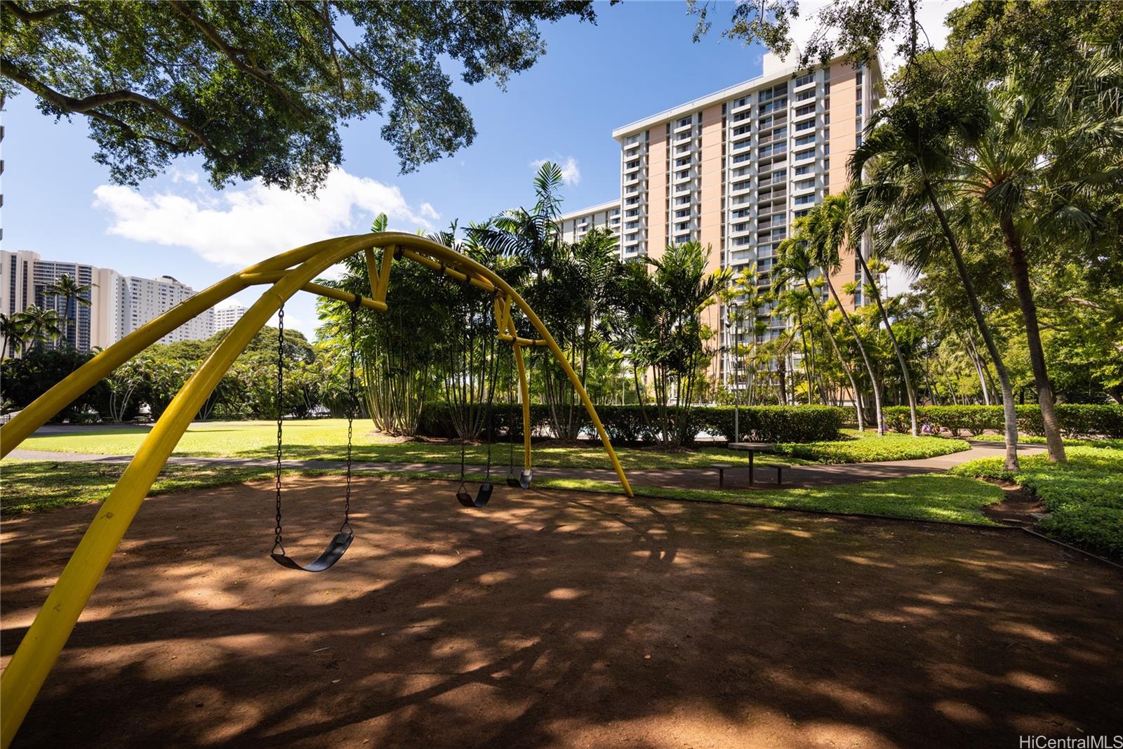 1519 Nuuanu Ave Honolulu - Rental - photo 22 of 25