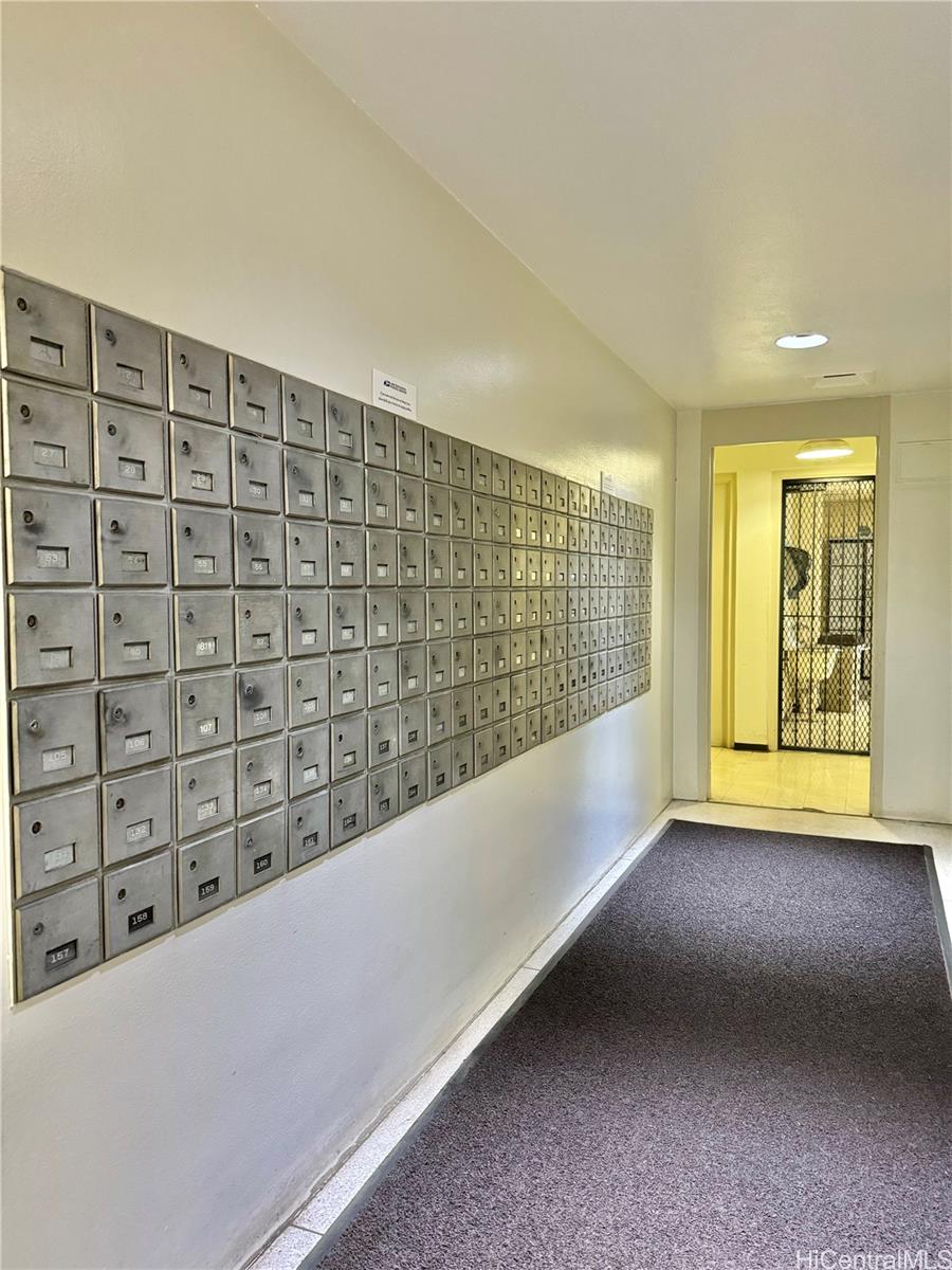 Queen Emma Gardens condo # 1641, Honolulu, Hawaii - photo 11 of 13