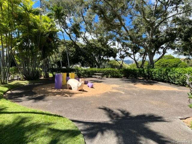 Queen Emma Gardens condo # 2047, Honolulu, Hawaii - photo 22 of 25