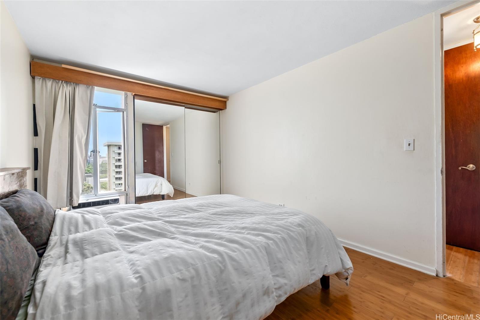 Queen Emma Gardens condo # 947, Honolulu, Hawaii - photo 12 of 25