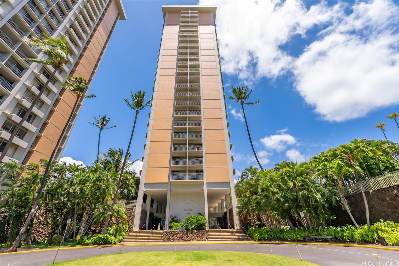 Queen Emma Gardens condo # 947, Honolulu, Hawaii - photo 24 of 25