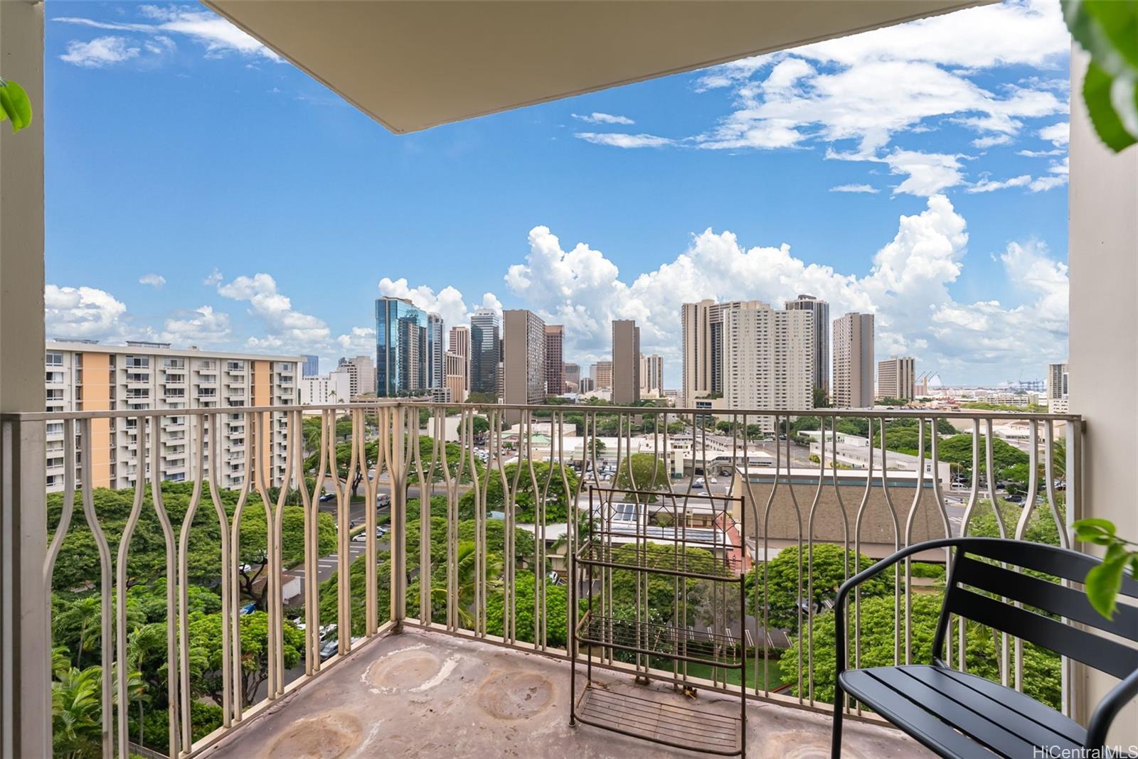 Queen Emma Gardens condo # 947, Honolulu, Hawaii - photo 9 of 25