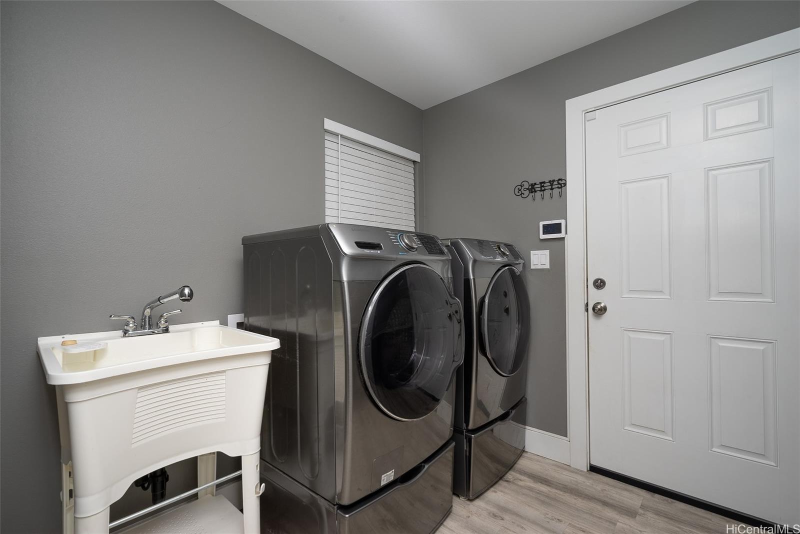 15-1983  14th Ave Hwn Paradise Pk, Puna home - photo 18 of 25