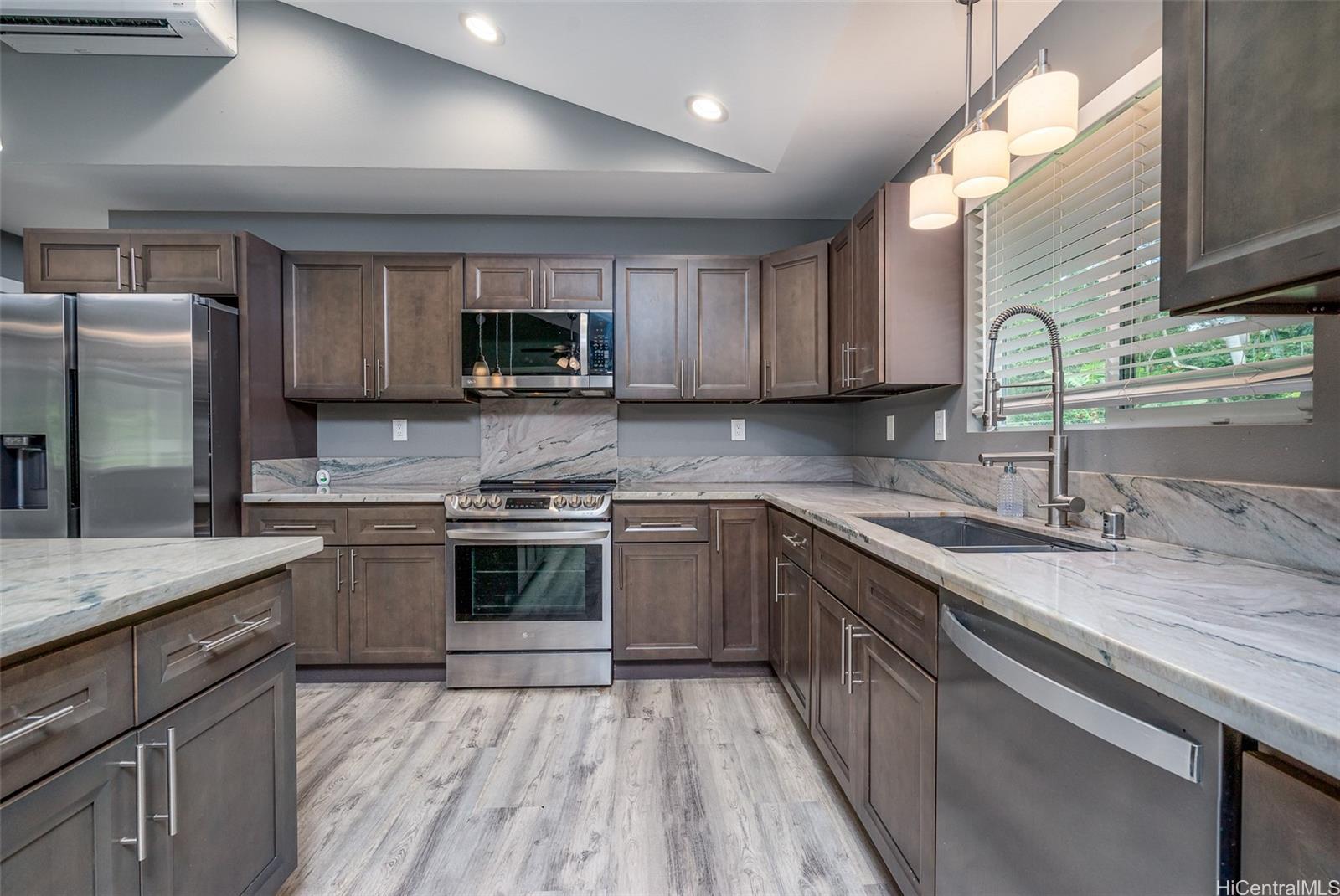 15-1983  14th Ave Hwn Paradise Pk, Puna home - photo 5 of 25