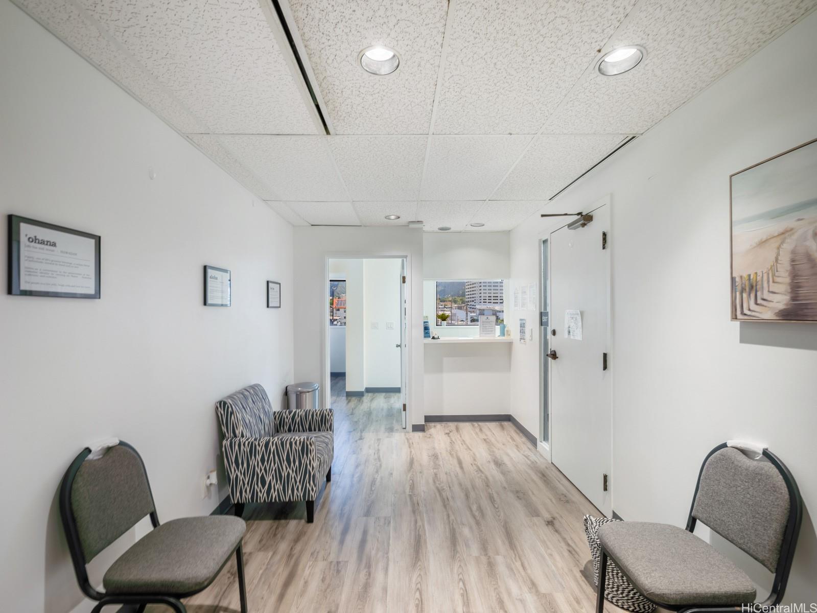 1520 Liliha Street Honolulu Oahu commercial real estate photo3 of 10