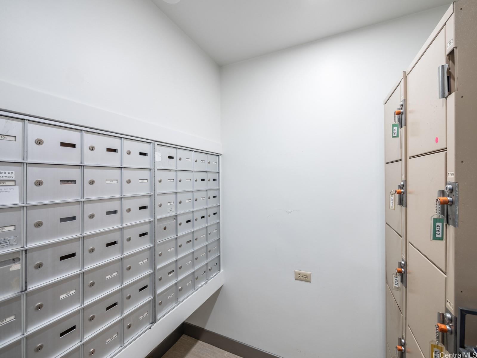 1520 Liliha Street Honolulu Oahu commercial real estate photo5 of 10