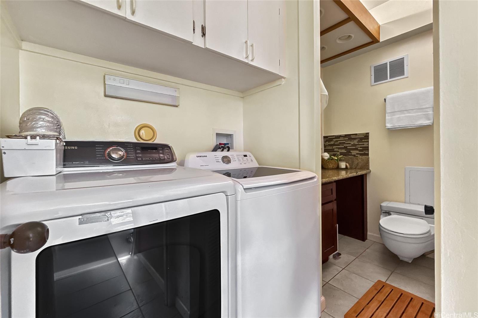 Kamaaina condo # 1402, Honolulu, Hawaii - photo 12 of 20