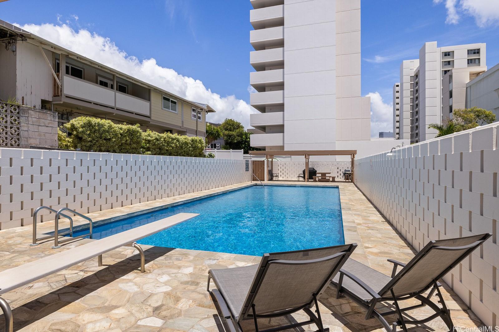 Kamaaina condo # 902, Honolulu, Hawaii - photo 19 of 25
