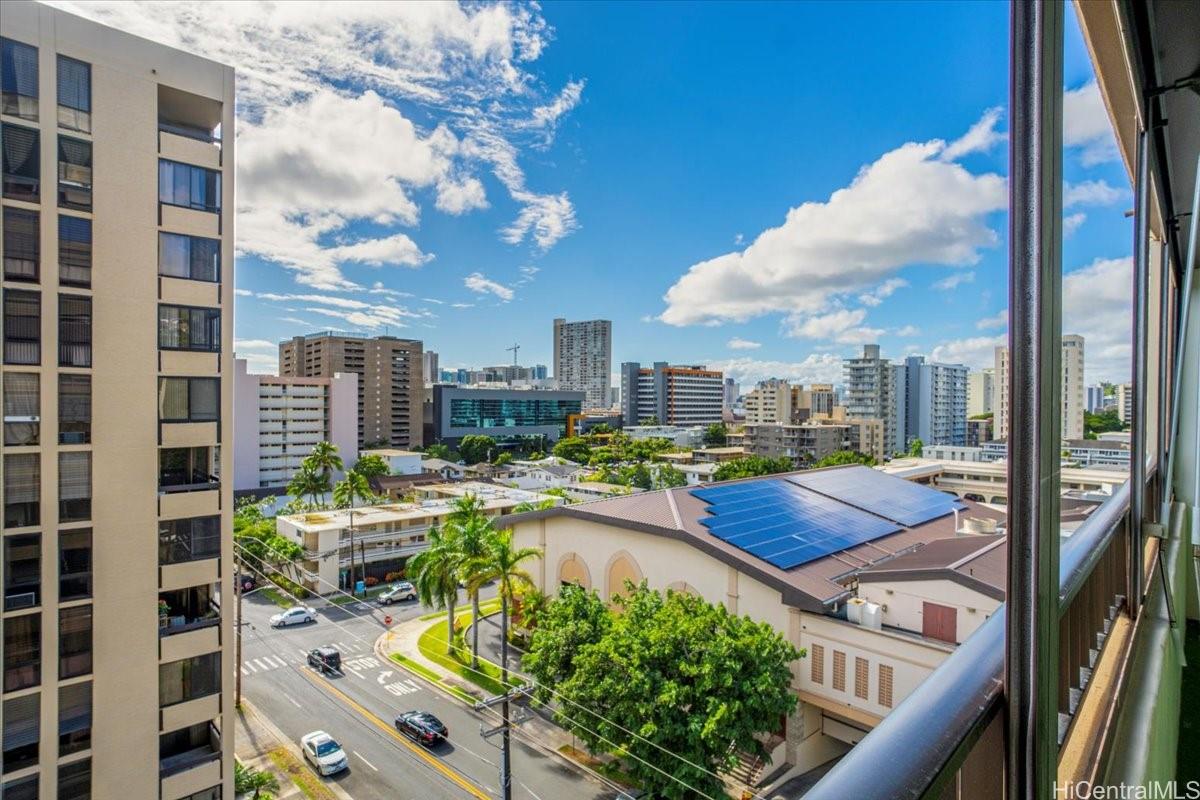 Punahou Chalet condo # 905, Honolulu, Hawaii - photo 17 of 22