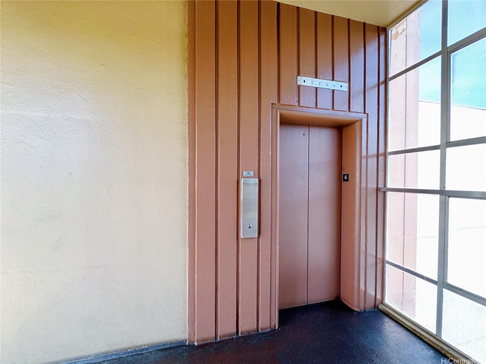 1521 Kalakaua Ave Honolulu - Rental - photo 5 of 12