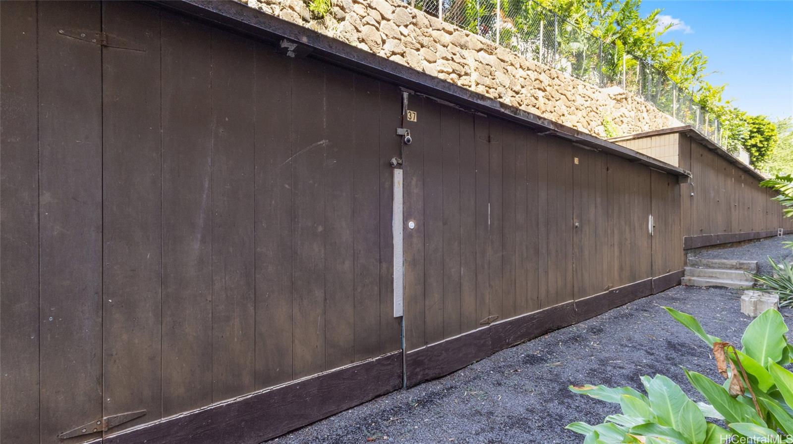 Pensacola Gardens condo # 113, Honolulu, Hawaii - photo 24 of 25