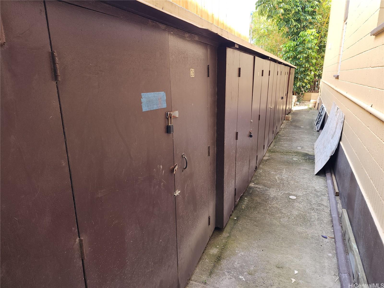 Pensacola Gardens condo # 210, Honolulu, Hawaii - photo 11 of 11