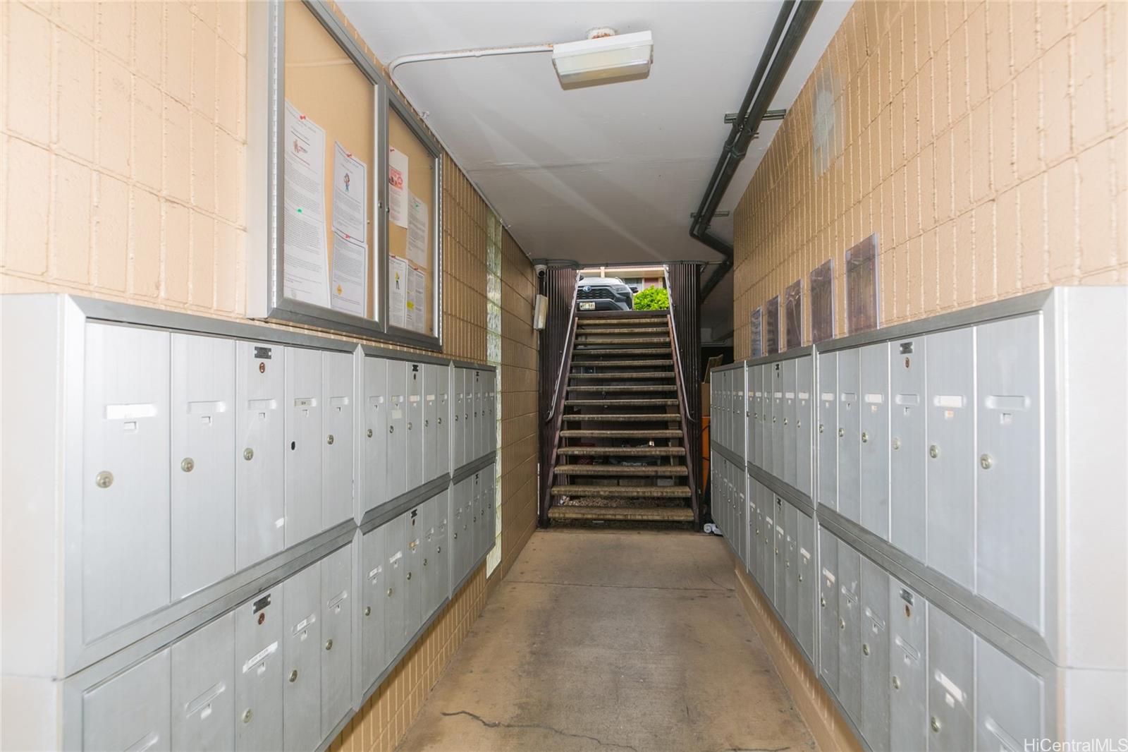 Pensacola Gardens condo # 210, Honolulu, Hawaii - photo 25 of 25