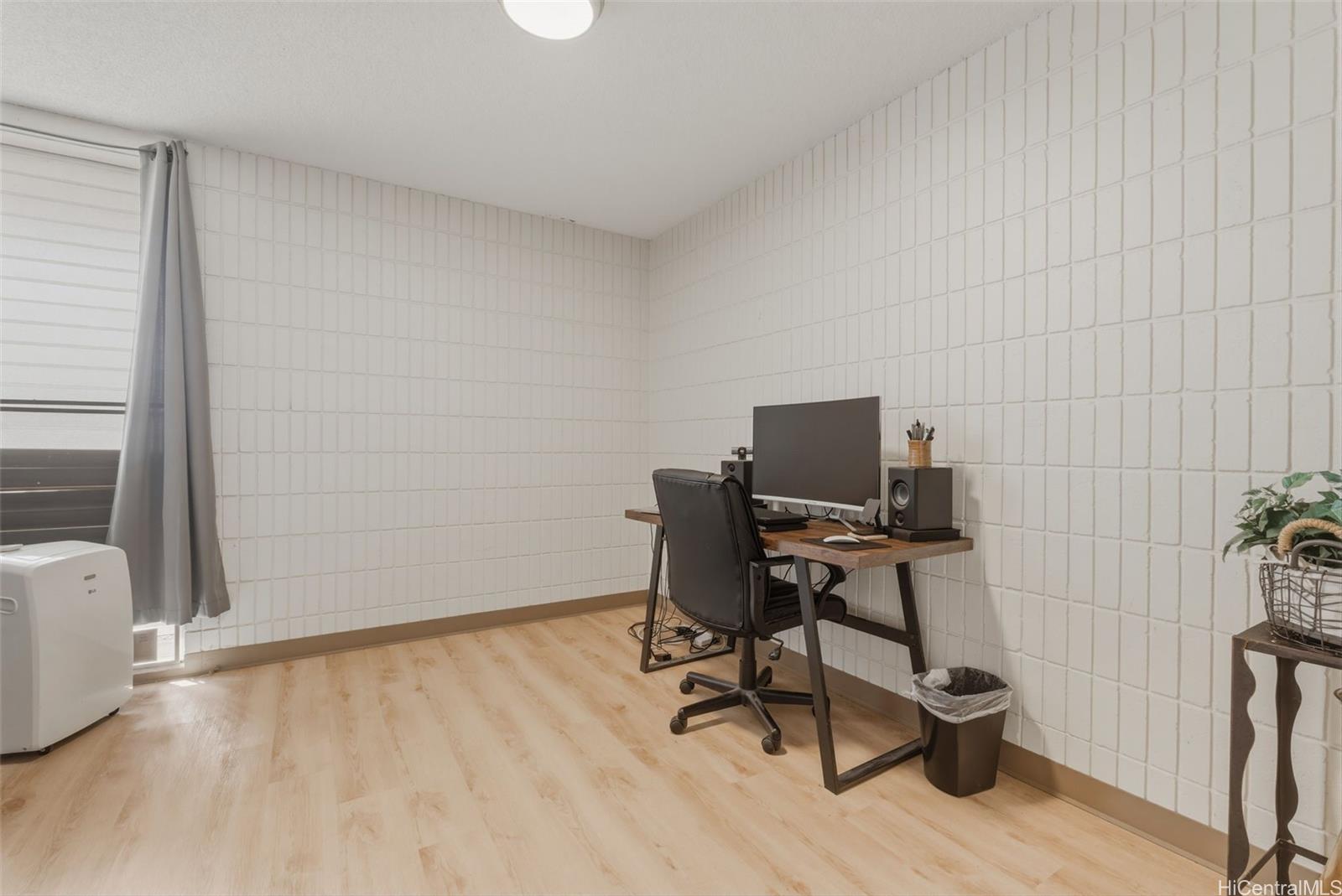 Pensacola Gardens condo # 318, Honolulu, Hawaii - photo 12 of 18