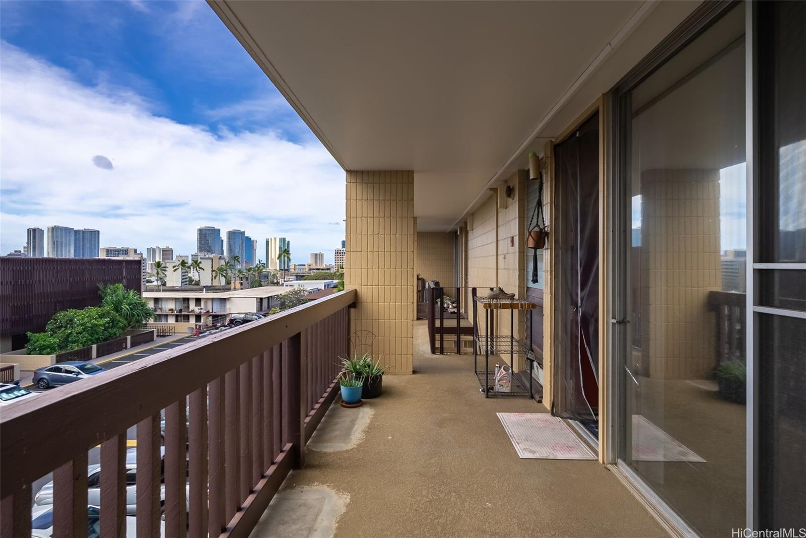 Pensacola Gardens condo # 318, Honolulu, Hawaii - photo 14 of 18