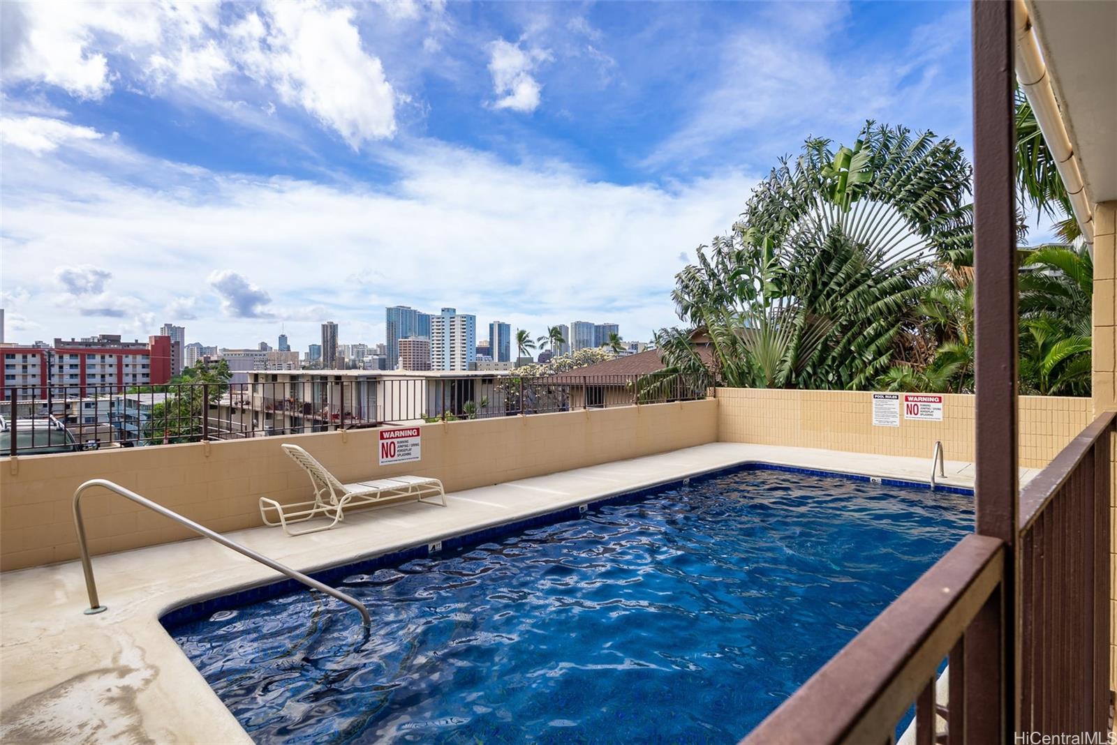 Pensacola Gardens condo # 318, Honolulu, Hawaii - photo 17 of 18