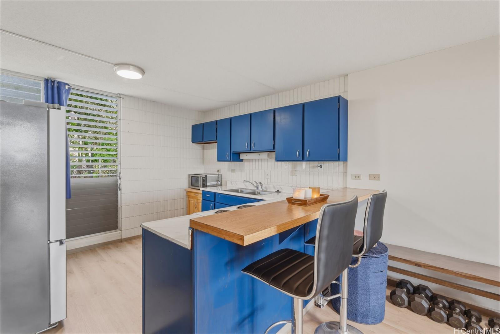 Pensacola Gardens condo # 318, Honolulu, Hawaii - photo 4 of 18