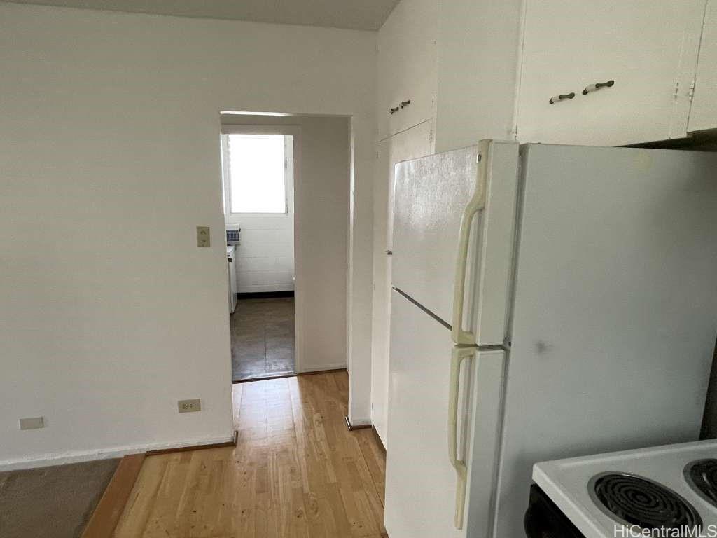 1525 Pensacola St Honolulu - Rental - photo 4 of 15