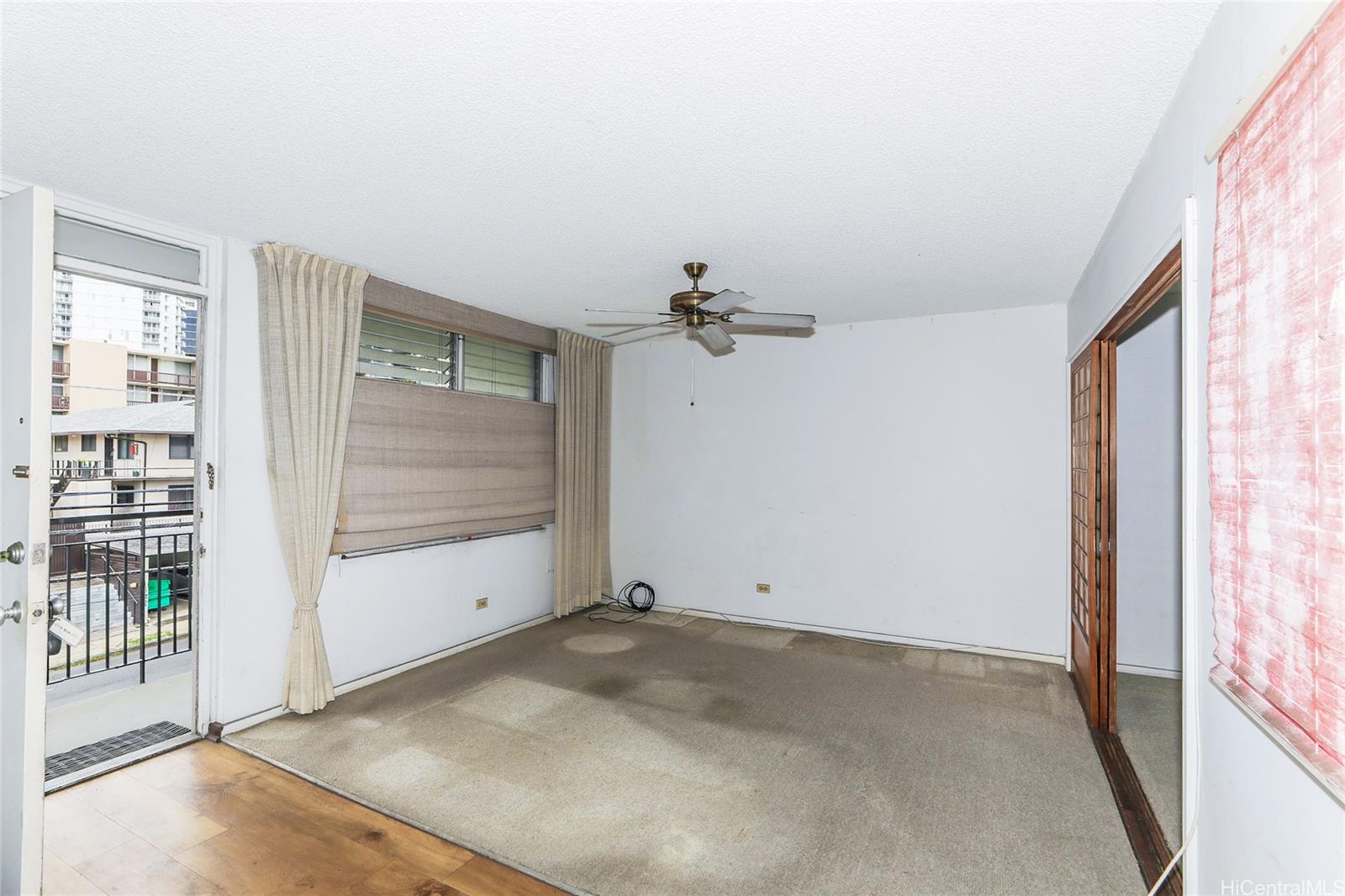 1525 Pensacola condo # 302, Honolulu, Hawaii - photo 5 of 24