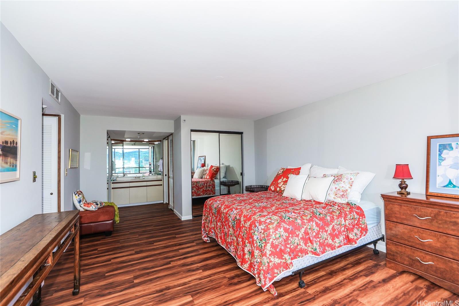 Punahou Cliffs condo # 1005, Honolulu, Hawaii - photo 12 of 25