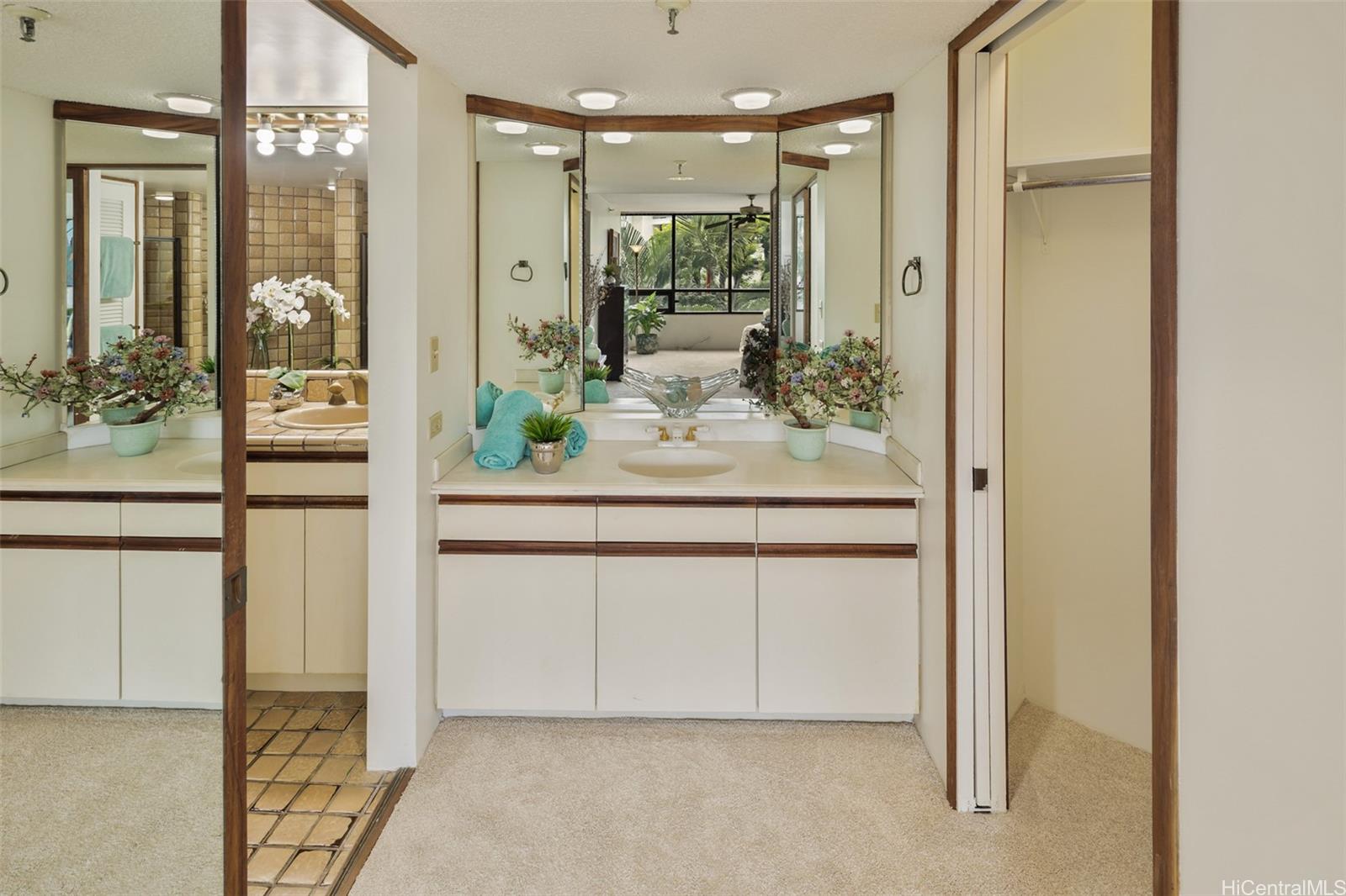 Punahou Cliffs condo # 308, Honolulu, Hawaii - photo 19 of 25