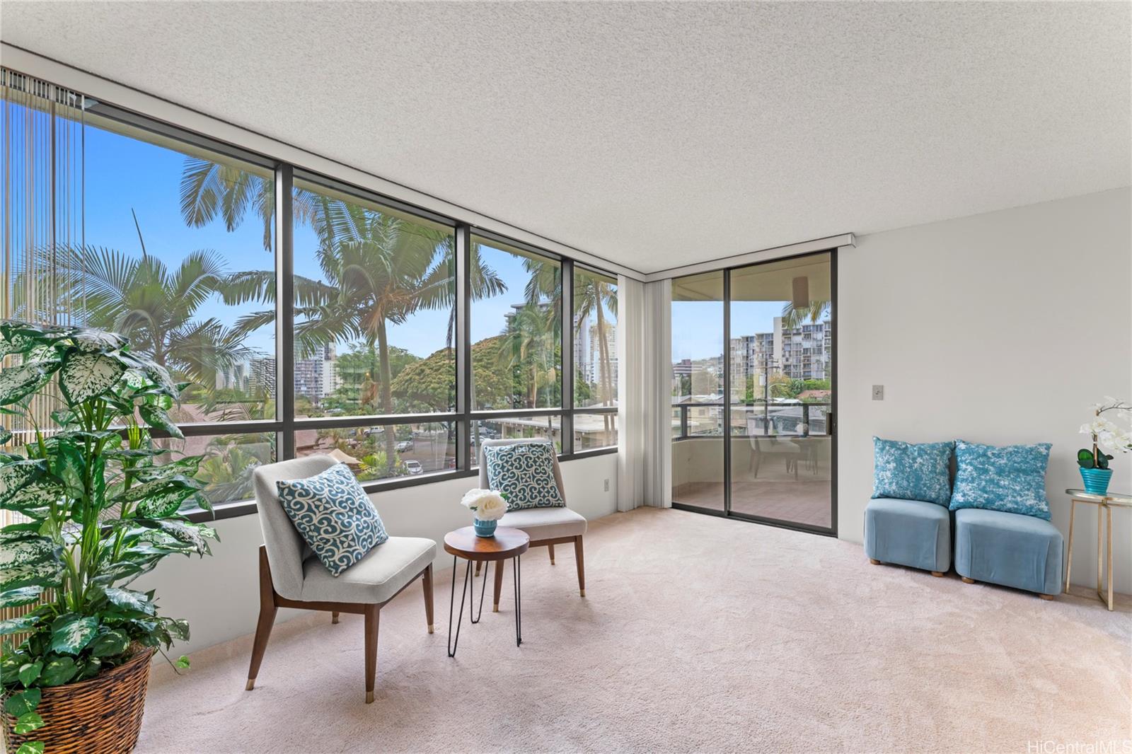 Punahou Cliffs condo # 401, Honolulu, Hawaii - photo 2 of 25