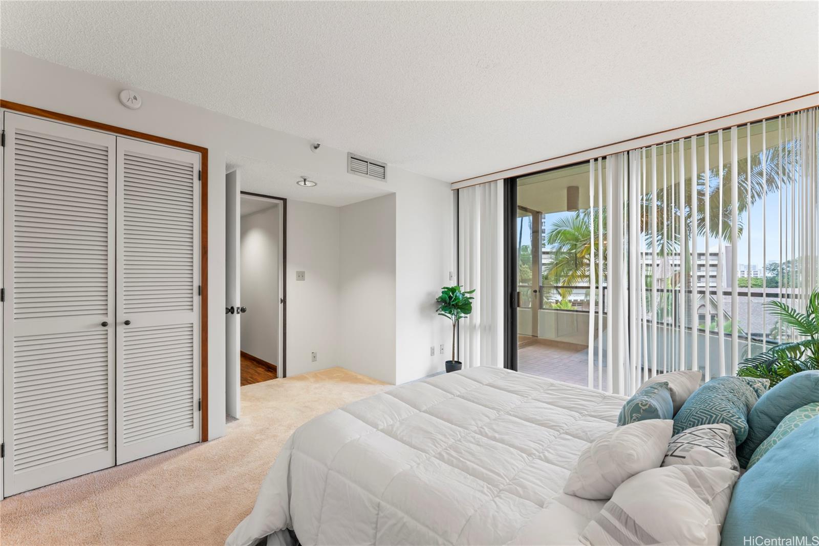 Punahou Cliffs condo # 401, Honolulu, Hawaii - photo 16 of 25