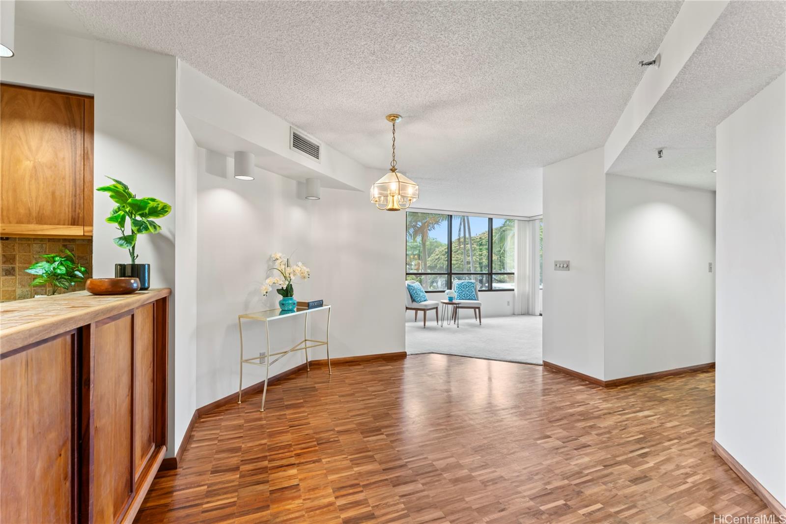 Punahou Cliffs condo # 401, Honolulu, Hawaii - photo 6 of 25