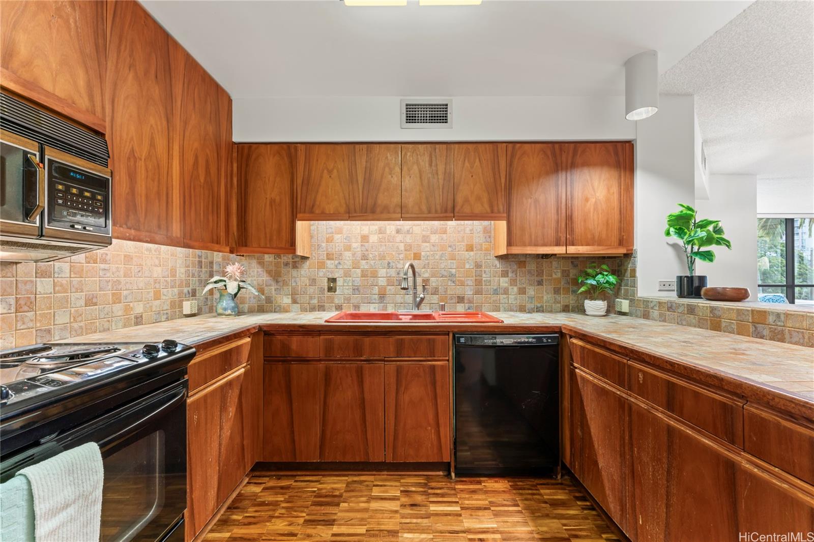 Punahou Cliffs condo # 401, Honolulu, Hawaii - photo 10 of 25