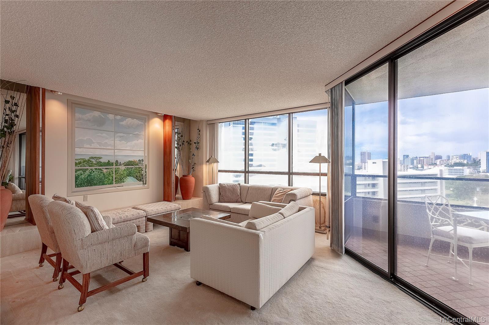 Punahou Cliffs # 808, 1525 Wilder Ave, Honolulu | Punahou Condo