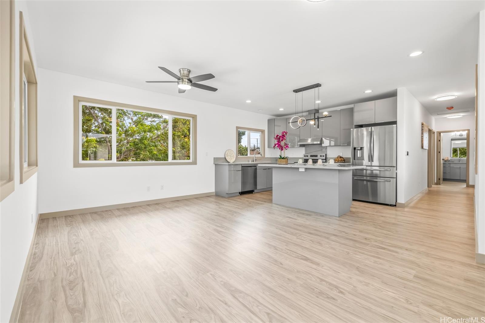 1528  Hooli Circle Pearl City-upper, PearlCity home - photo 11 of 24