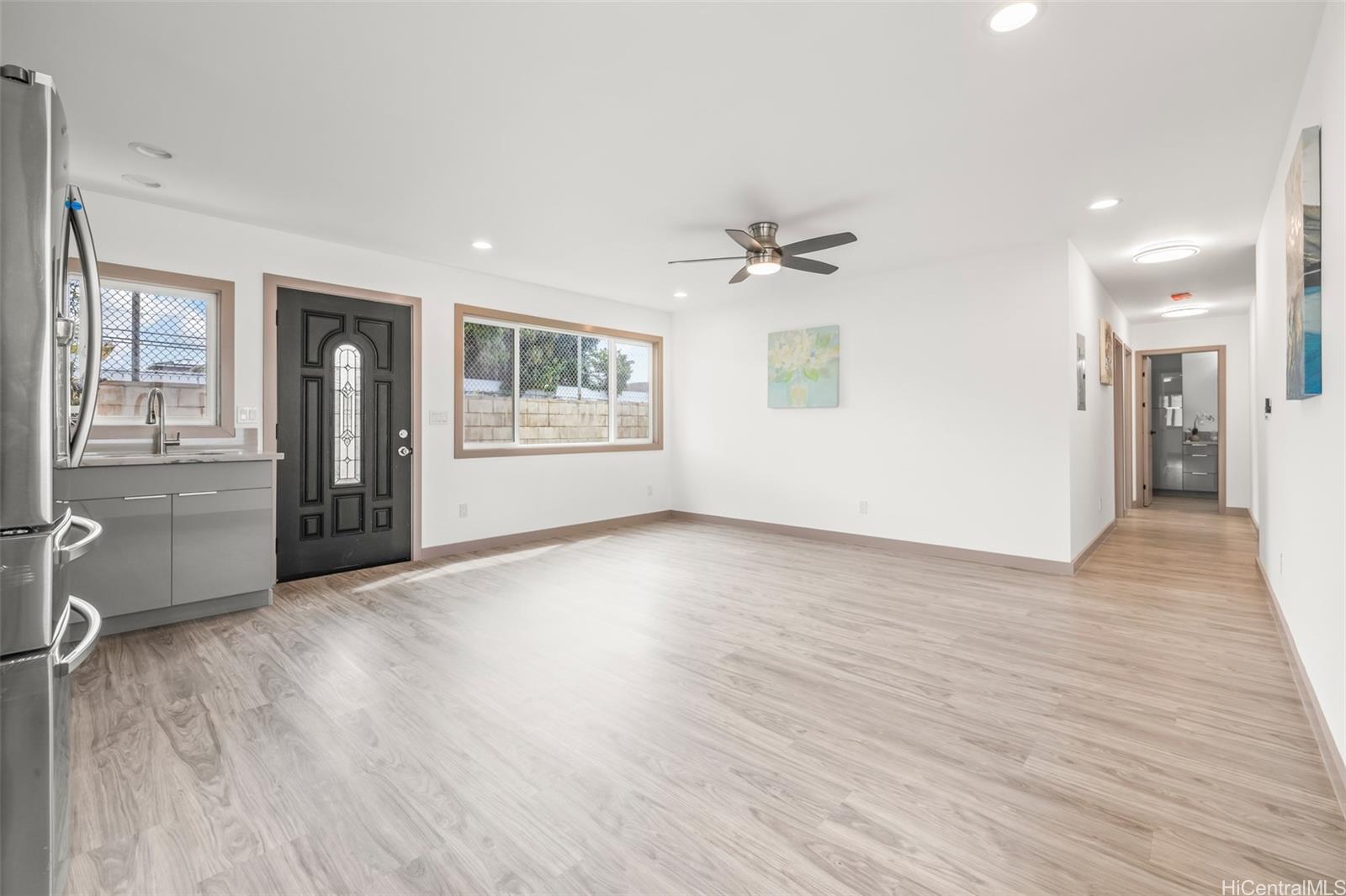 1528  Hooli Circle Pearl City-upper, PearlCity home - photo 4 of 24