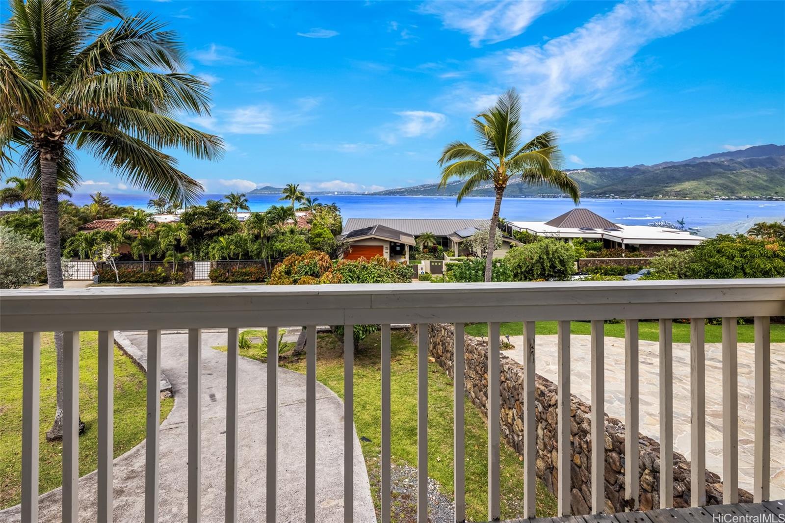 153  Hanapepe Loop Koko Kai, Hawaii Kai home - photo 5 of 22