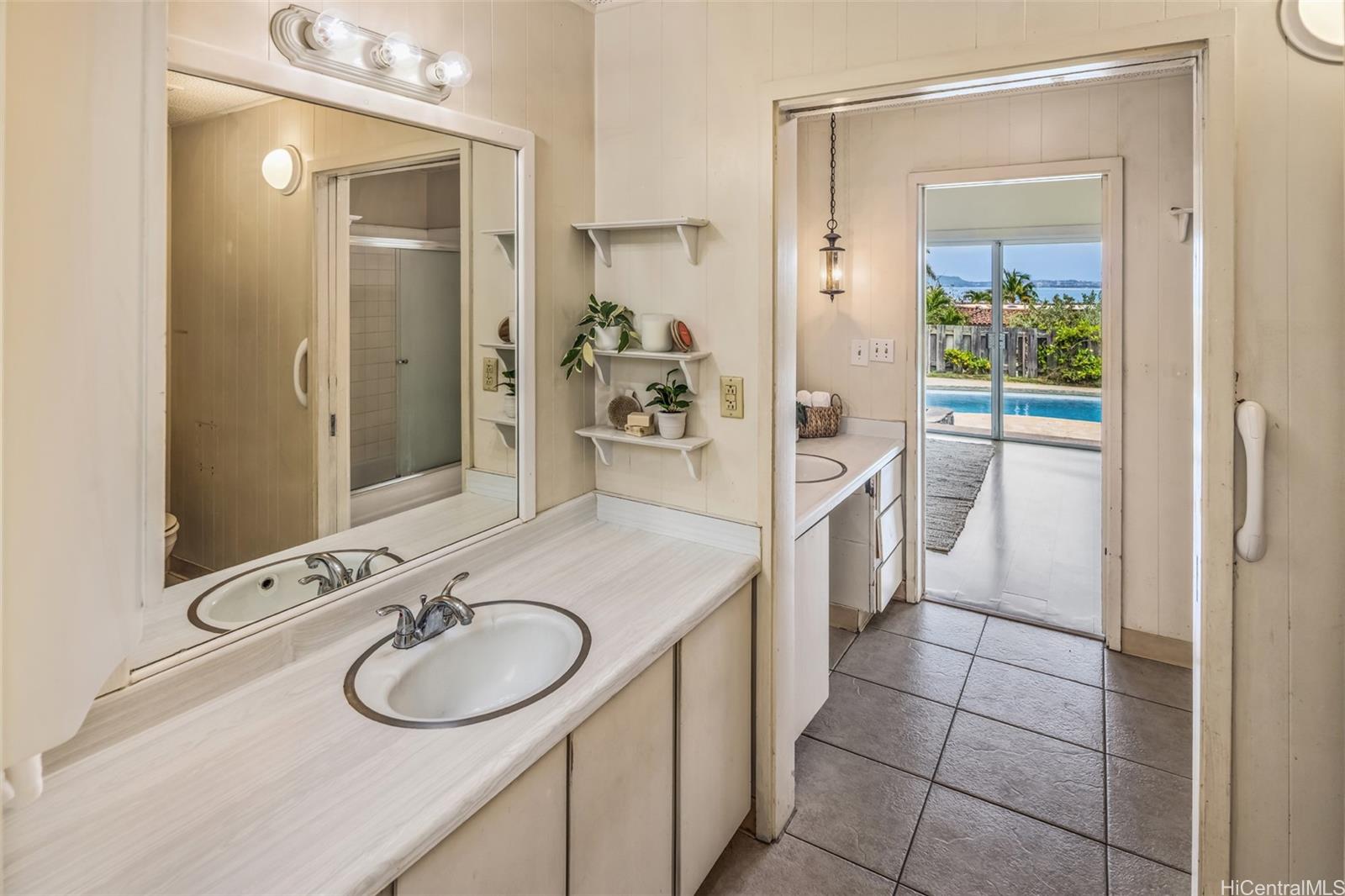 153  Hanapepe Loop Koko Kai, Hawaii Kai home - photo 9 of 22