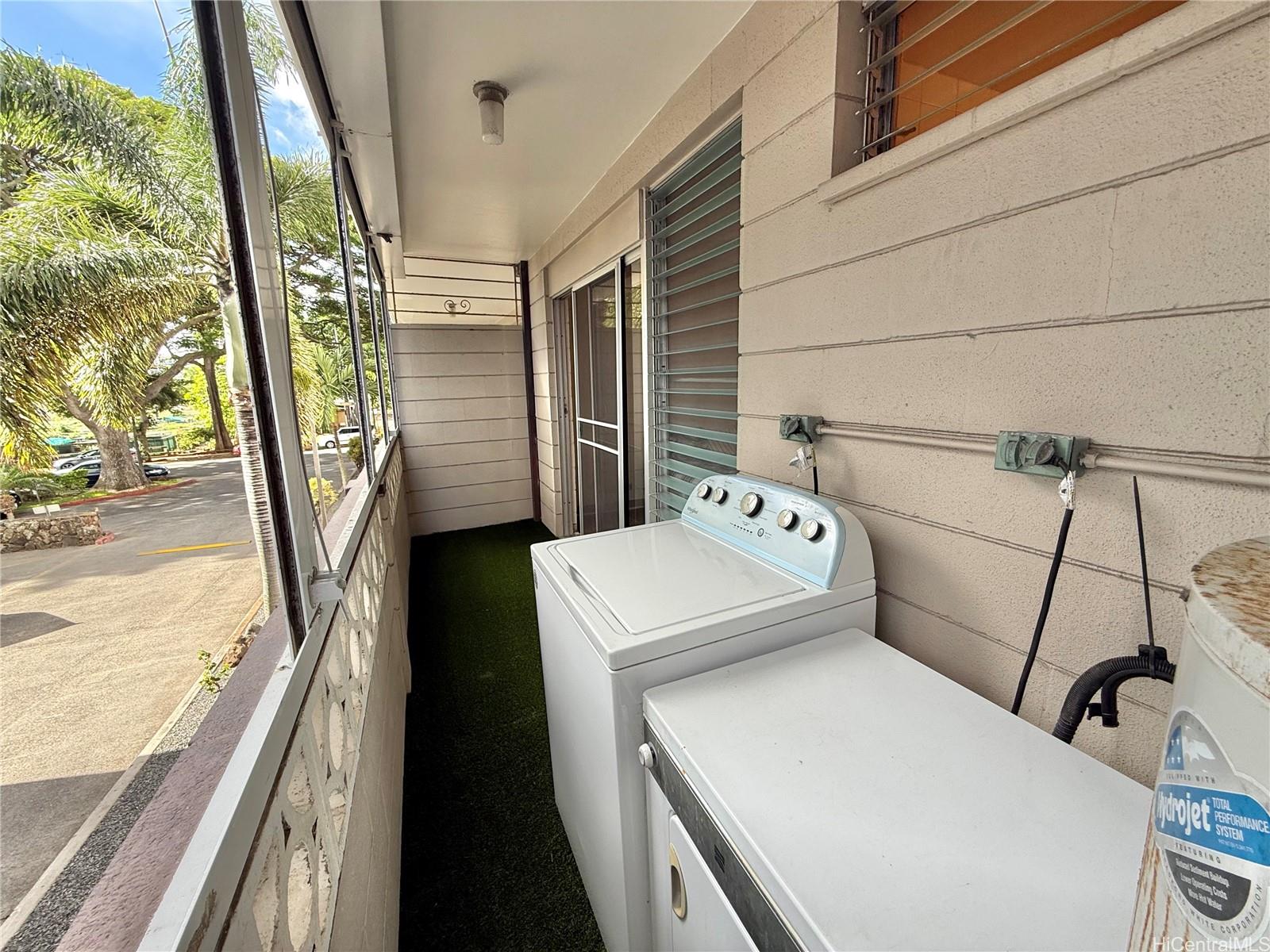 Punahou Park Place condo # 206, Honolulu, Hawaii - photo 11 of 17