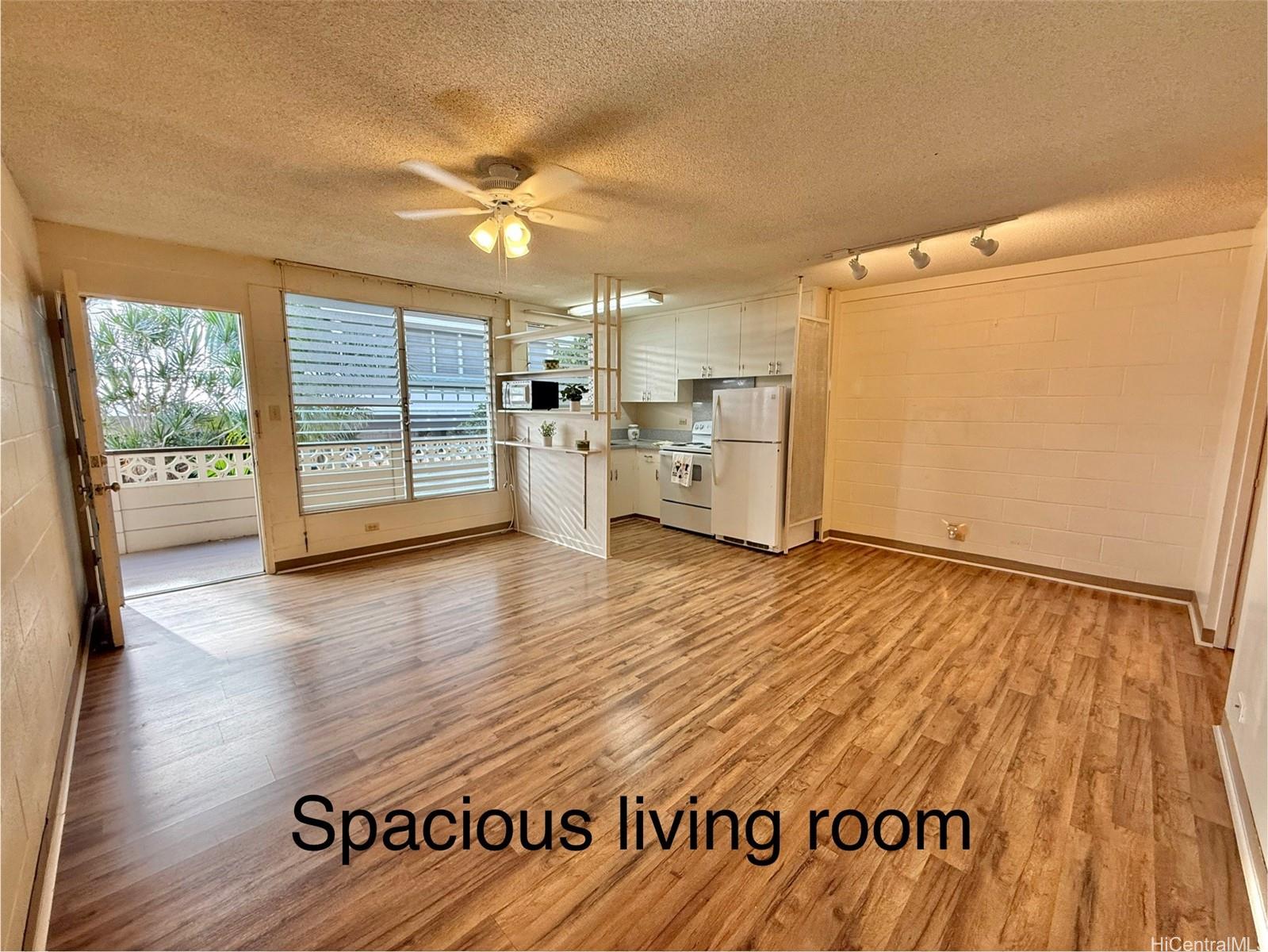 Punahou Park Place condo # 206, Honolulu, Hawaii - photo 3 of 17