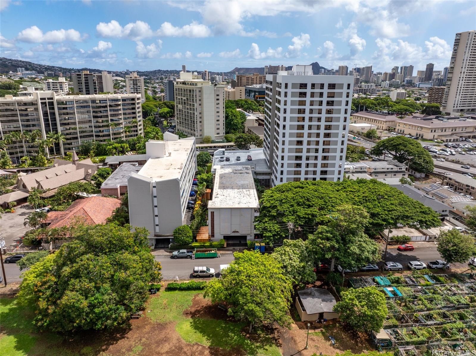Punahou Park Place condo # 406, Honolulu, Hawaii - photo 22 of 25