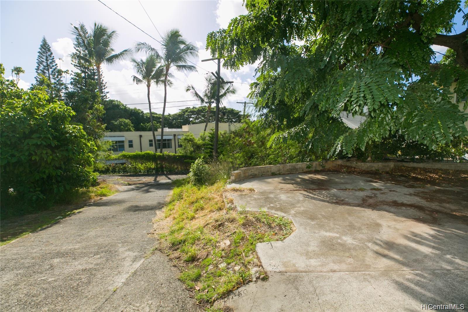 1531  Thurston Ave Punchbowl Area, Honolulu home - photo 10 of 18