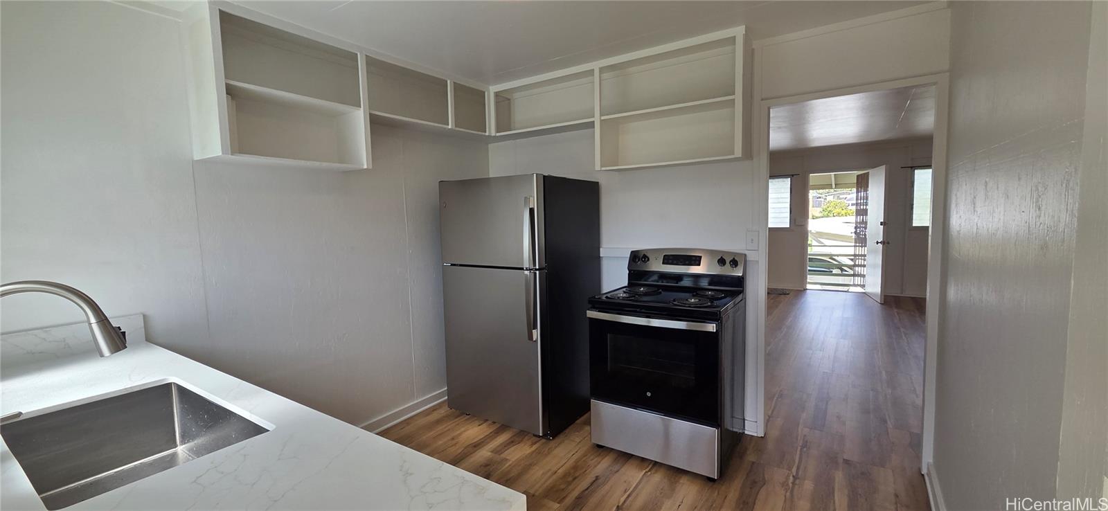 1533 Palolo Ave Honolulu - Rental - photo 5 of 15