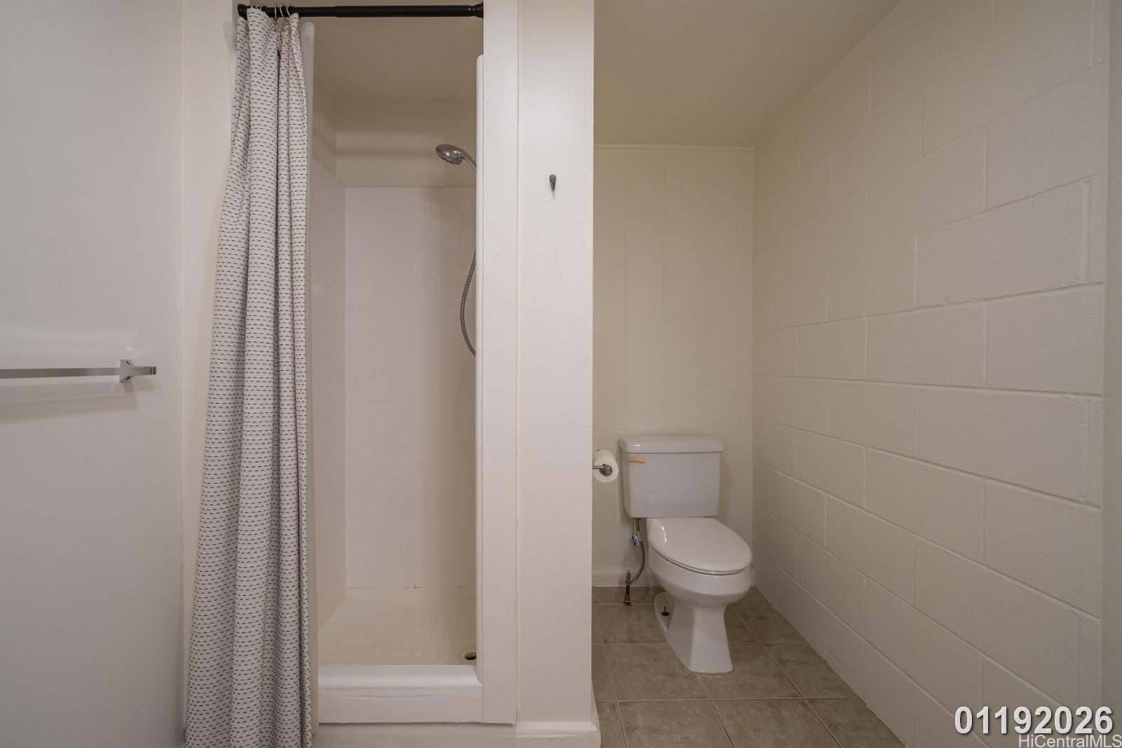 1535 Ala Amoamo Street Honolulu - Rental - photo 17 of 19