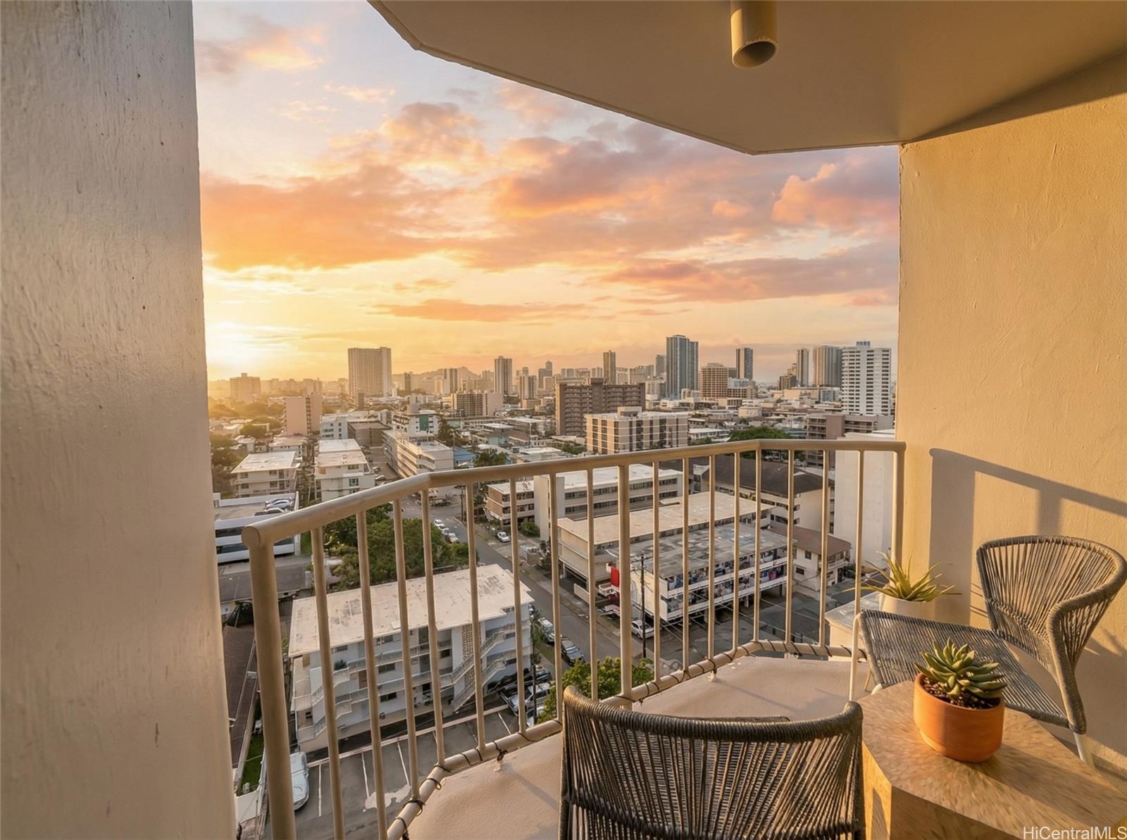 Village Maluhia condo # 1002, Honolulu, Hawaii - photo 2 of 23