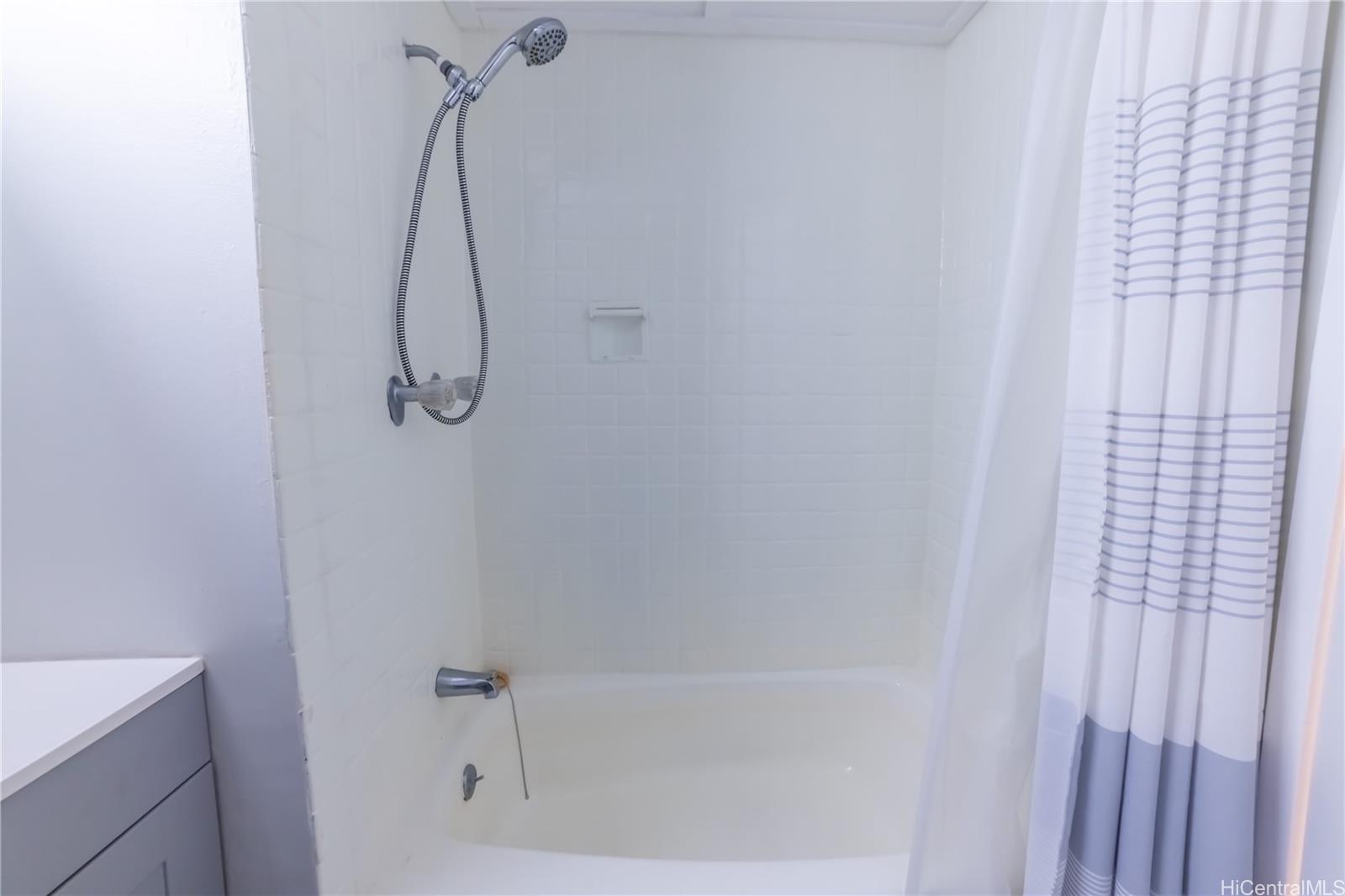 Village Maluhia condo # 1002, Honolulu, Hawaii - photo 13 of 23