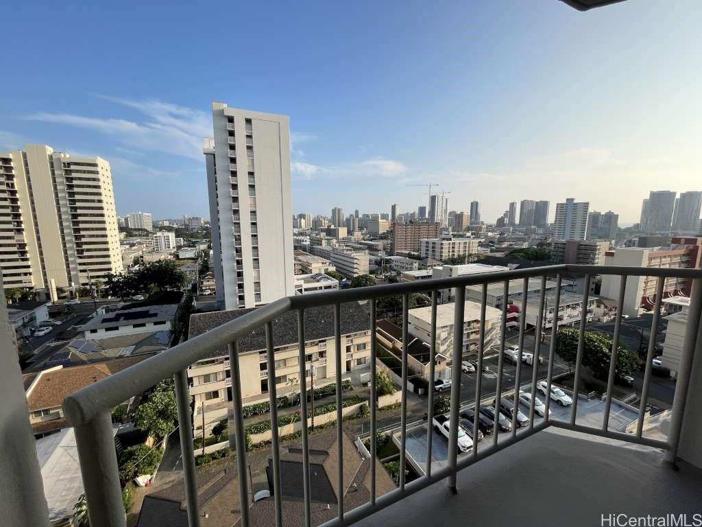 1535 Pensacola Street Honolulu - Rental - photo 3 of 16